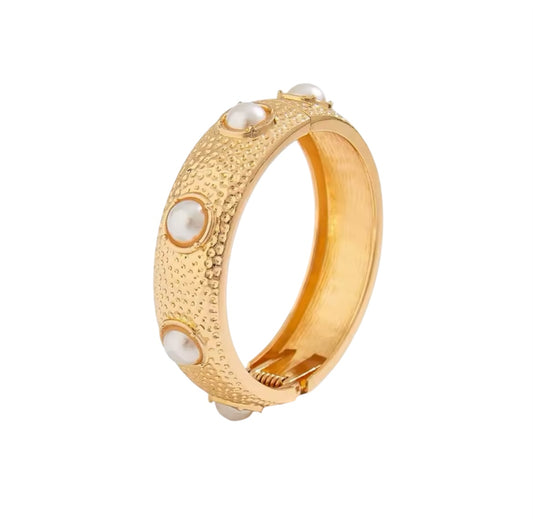 Gold Forged Pearl Bracelet